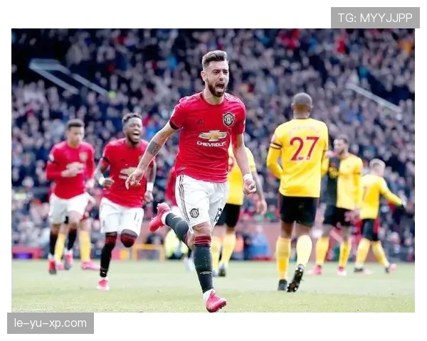 B费神奇射门助力曼联逆转取胜，赛场表现闪耀全场