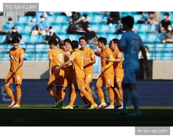 全北现代强势领跑，K联赛冠军争夺战引热议