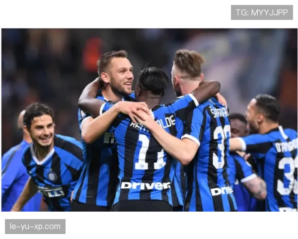 劳塔罗·马丁内斯在顶级前锋行列的技战术定位分析 劳塔罗·马丁内斯在顶级前锋行列的技战术定位分析